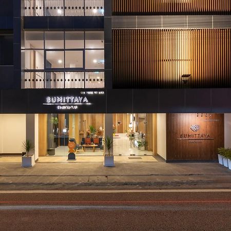 Sumittaya Chiangmai Hotel Чиангмай Екстериор снимка