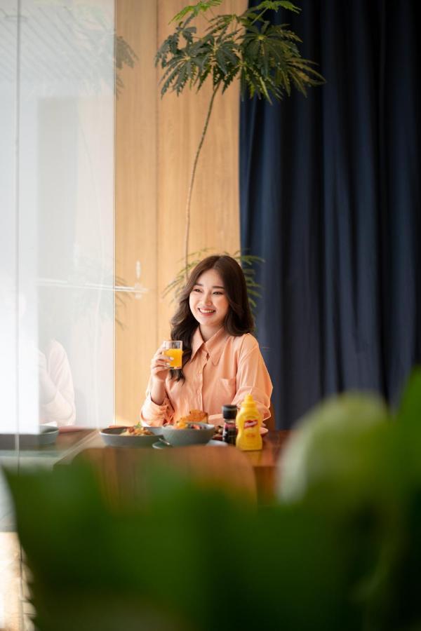 Sumittaya Chiangmai Hotel Чиангмай Екстериор снимка