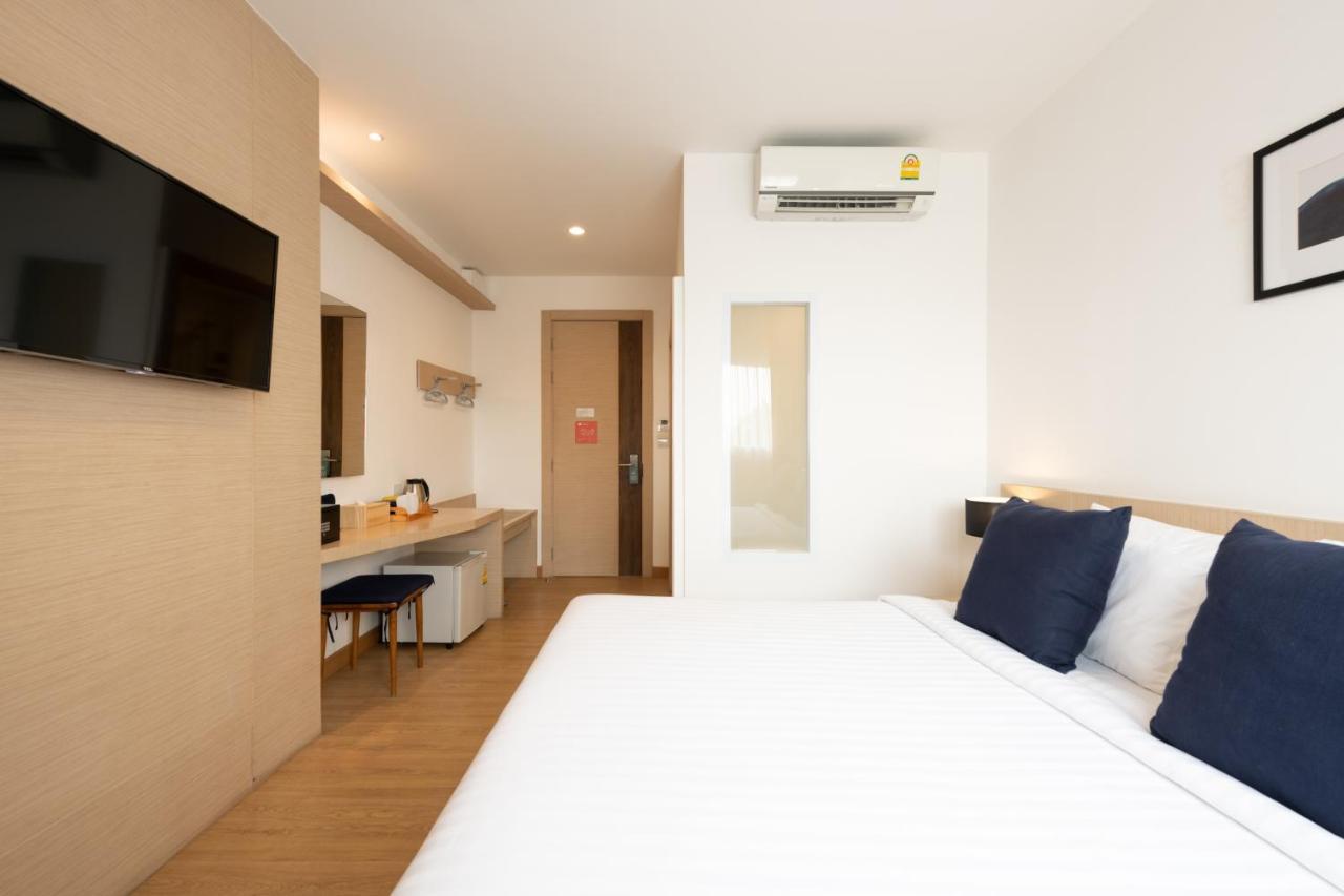 Sumittaya Chiangmai Hotel Чиангмай Екстериор снимка
